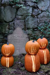 skeleton-pumpkins